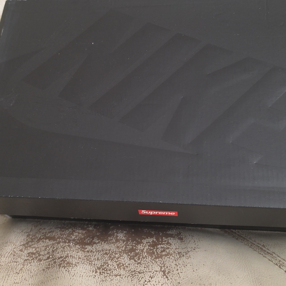Supreme x Nike Air Force 1 Low "White Black" - Picture 5 of 14